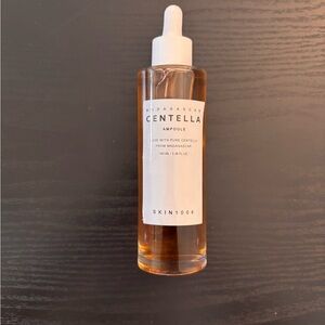 Centella Face Serum - Clear and Gold